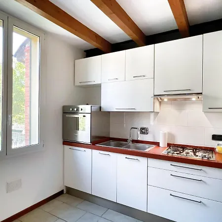 Ur Nest Ceneri Apartament *